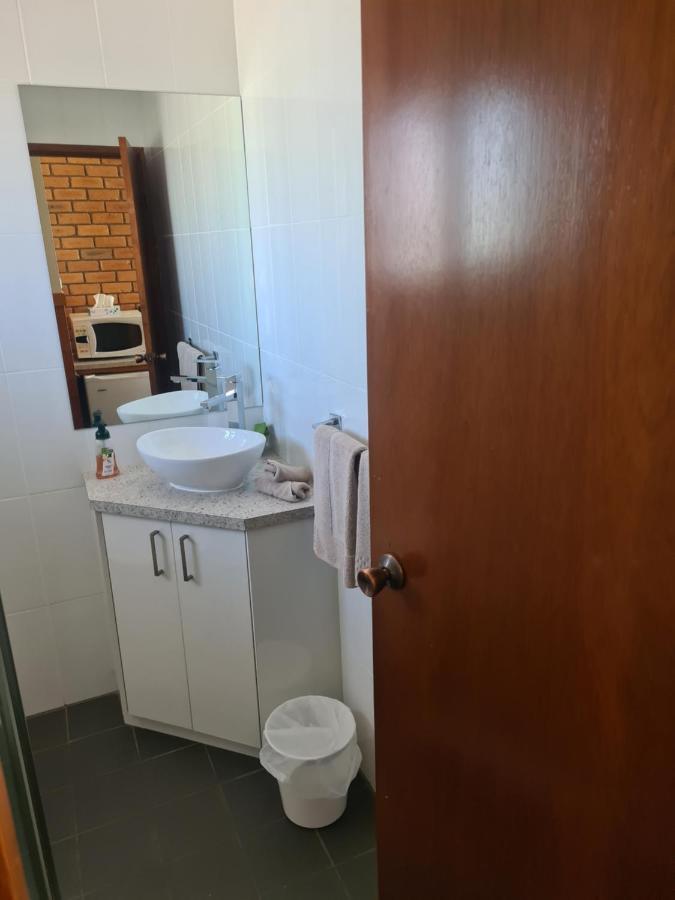 Regency Court Motel Cobram Buitenkant foto
